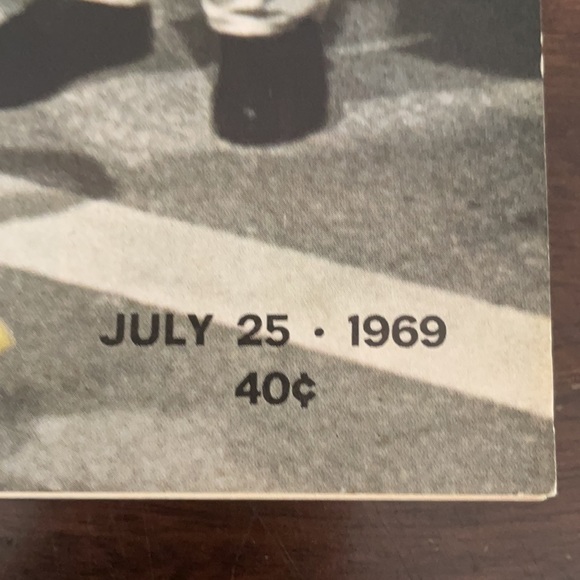 Life Magazine 1969 issue - Picture 2 of 6